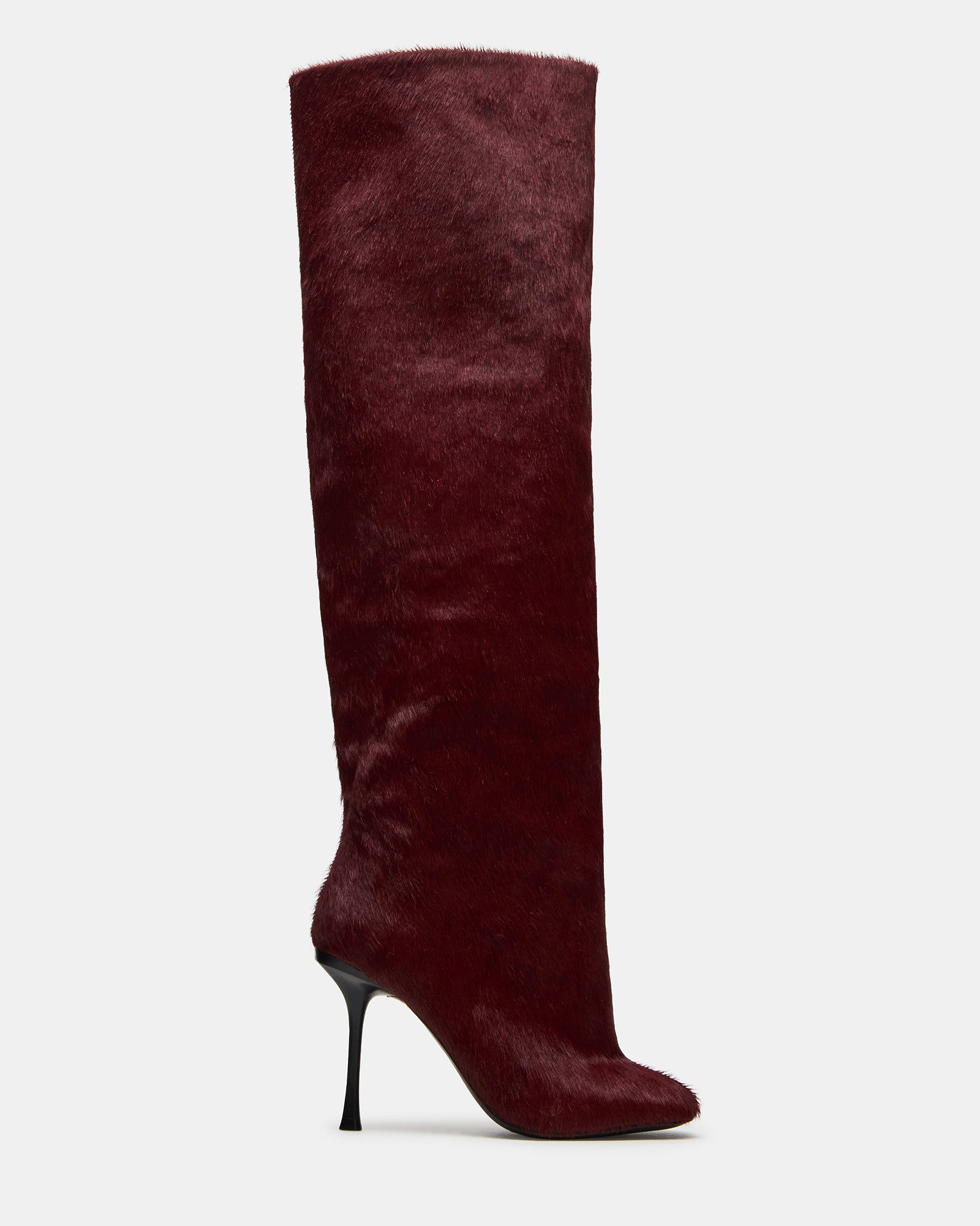 ALLURING RED