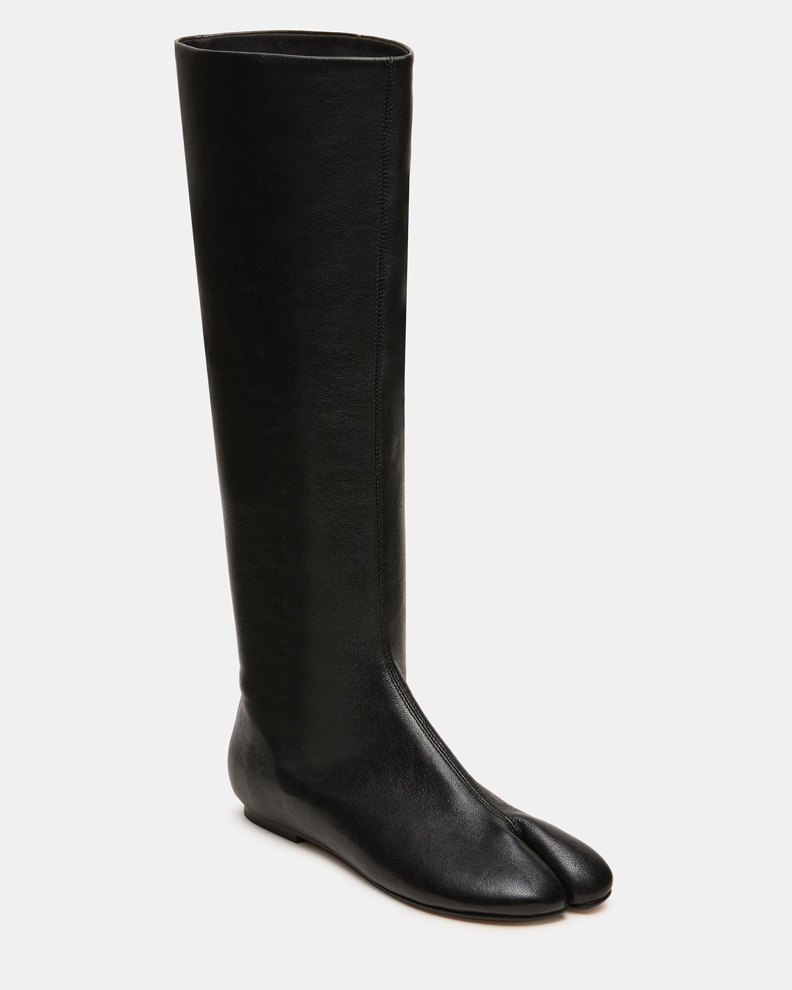 CALORA BLACK LEATHER